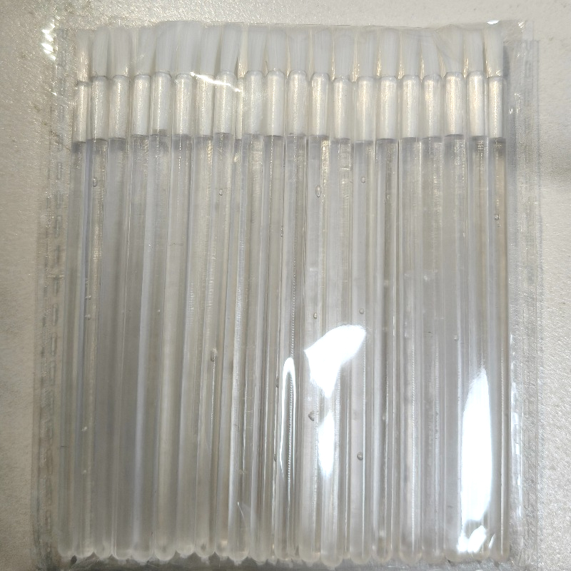 Beauty Makeup Brushes - 卸売50個入り使い捨てリップブラシ（チップ付き）- メイクアップアーティスト向けの再利用可能なリップグロス＆口紅アプリケーターワンド