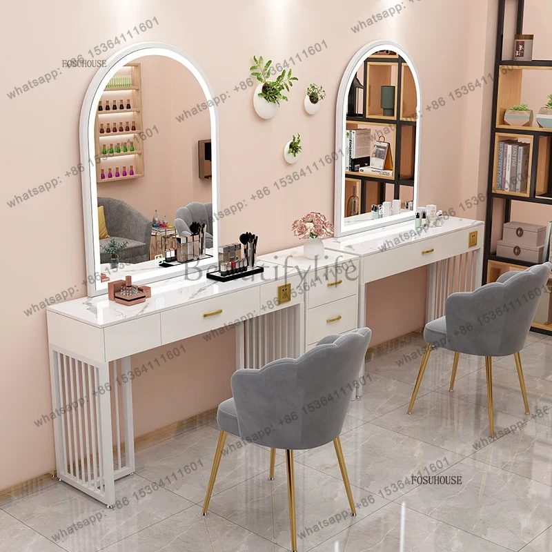 X4プロフェッショナルストアメイクアップバニティモダンスタジ - Beauty Makeup Studio のレビューと価格
