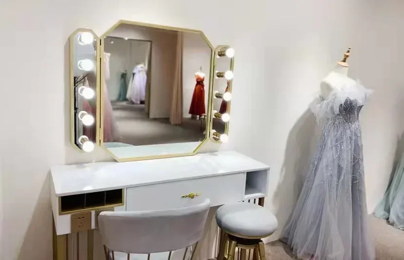 写真スタジオ ロックドレッサー メイクアップ ウェディング写 - Beauty Makeup Studio のレビューと価格