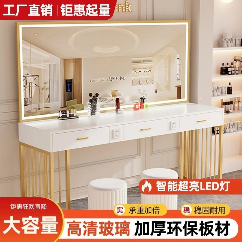 モダンなスタジオ用ドレッシングテーブル（ランプ付き）ブライダ - Beauty Makeup Studio のレビューと価格