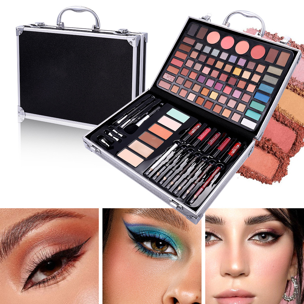 3色オールインワンメイクアップパレット シマーマットアイシャ - Huda Beauty Makeup Kit のレビューと価格