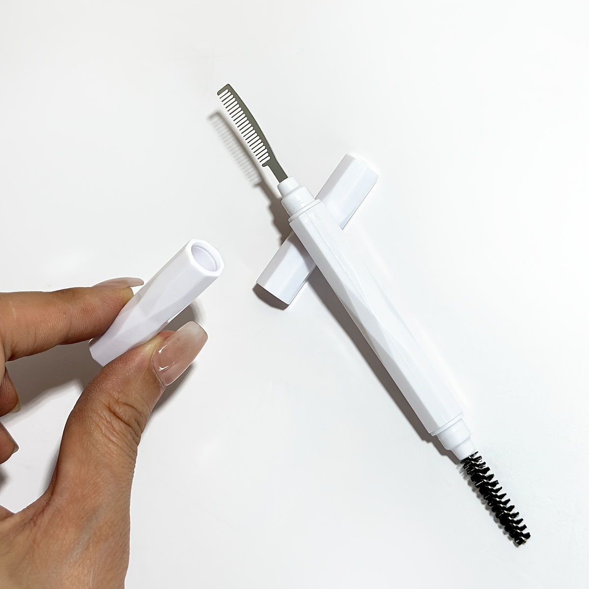 ダブルヘッドの眉毛・まつげ用コーム、スパイラルブラシ、細かい - Makeup Beauty Ro のレビューと価格