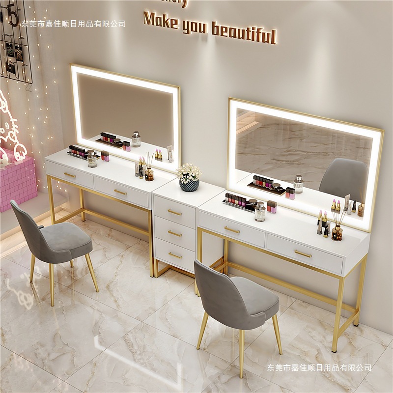 ネイルアートメイクアップアーティストスタジオプロフェッショナ - Beauty Makeup Studio のレビューと価格